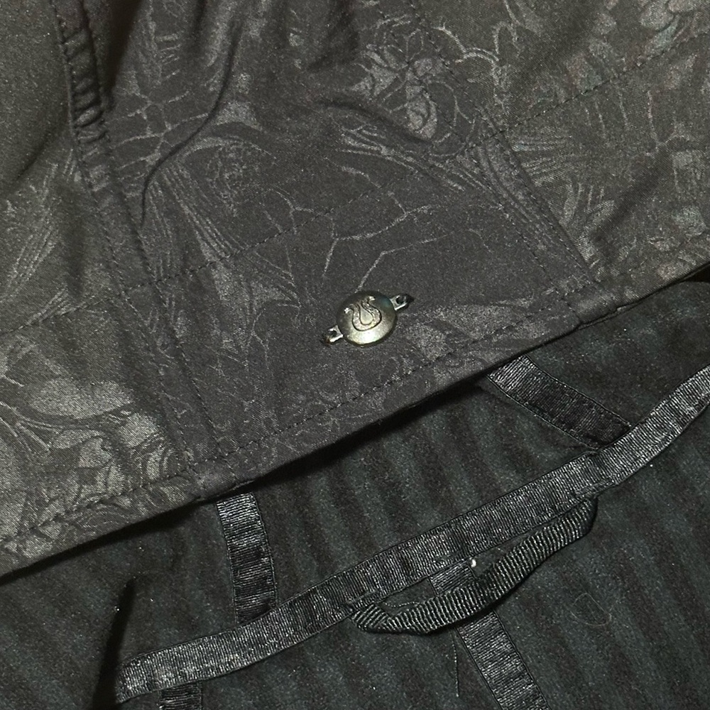 Lululemon Apres Yoga Hooded Jacket Black Dance In Snow Pattern Size 6 - Picture 5 of 11